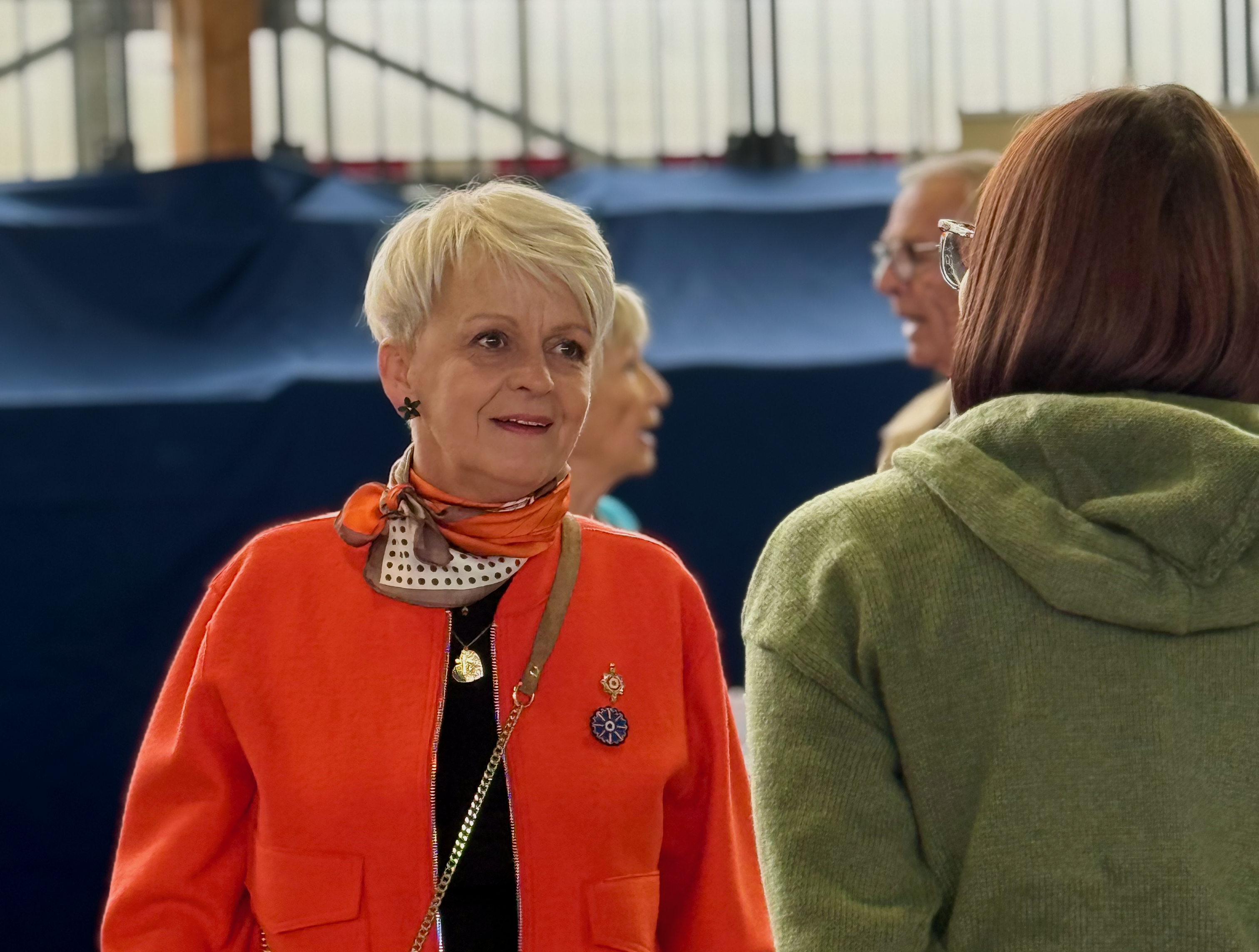 Sylvie Bonnet sur le terrain dans la Loire à la rencontre des habitants
